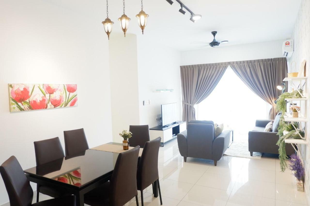 The Pinnacle Tower Johor Bahru Eksteriør bilde