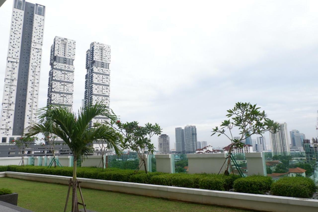 The Pinnacle Tower Johor Bahru Eksteriør bilde